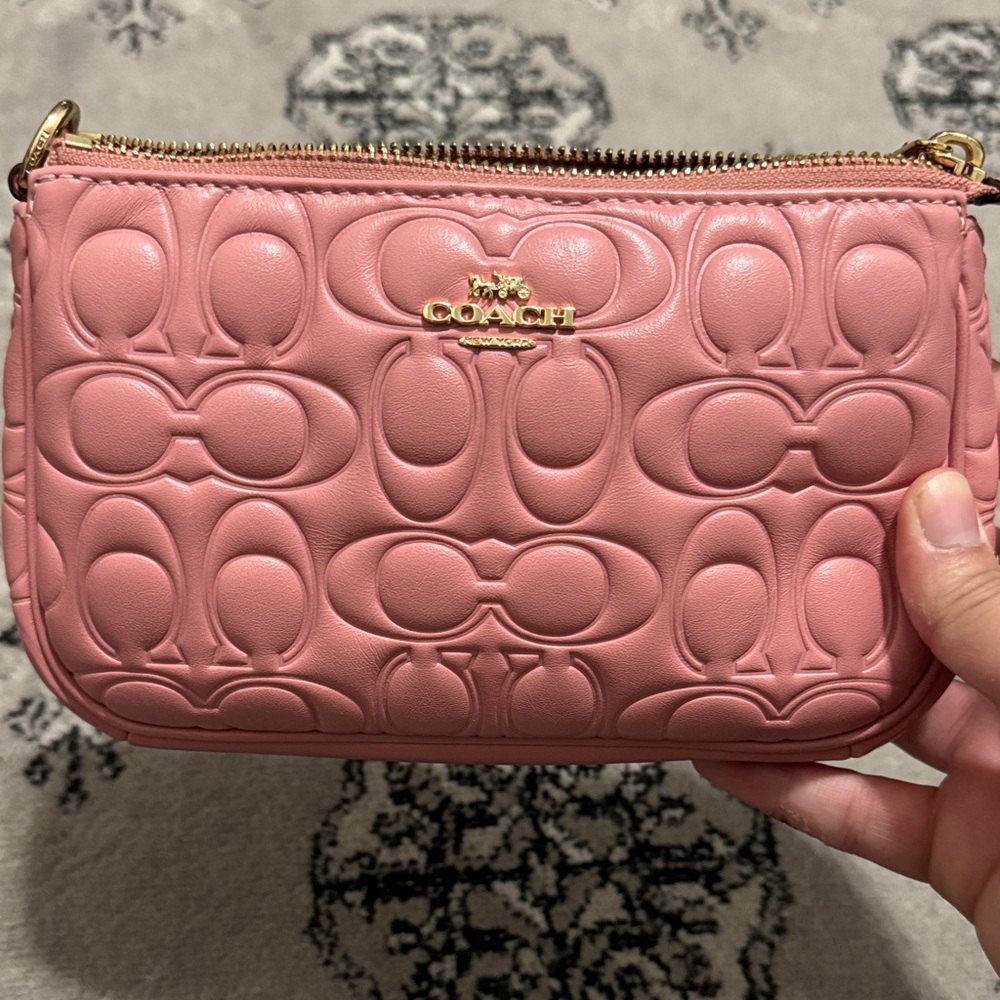 Coach Nolita 19 Puffy Signature in Pink